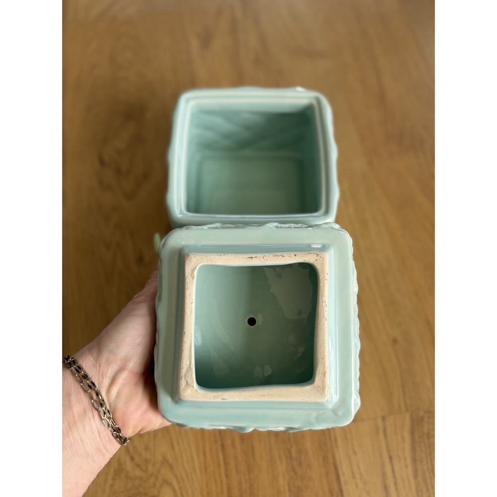 Apropos Home Collection Turquoise Shell Beach Ceramic Box - Picture 7 of 10